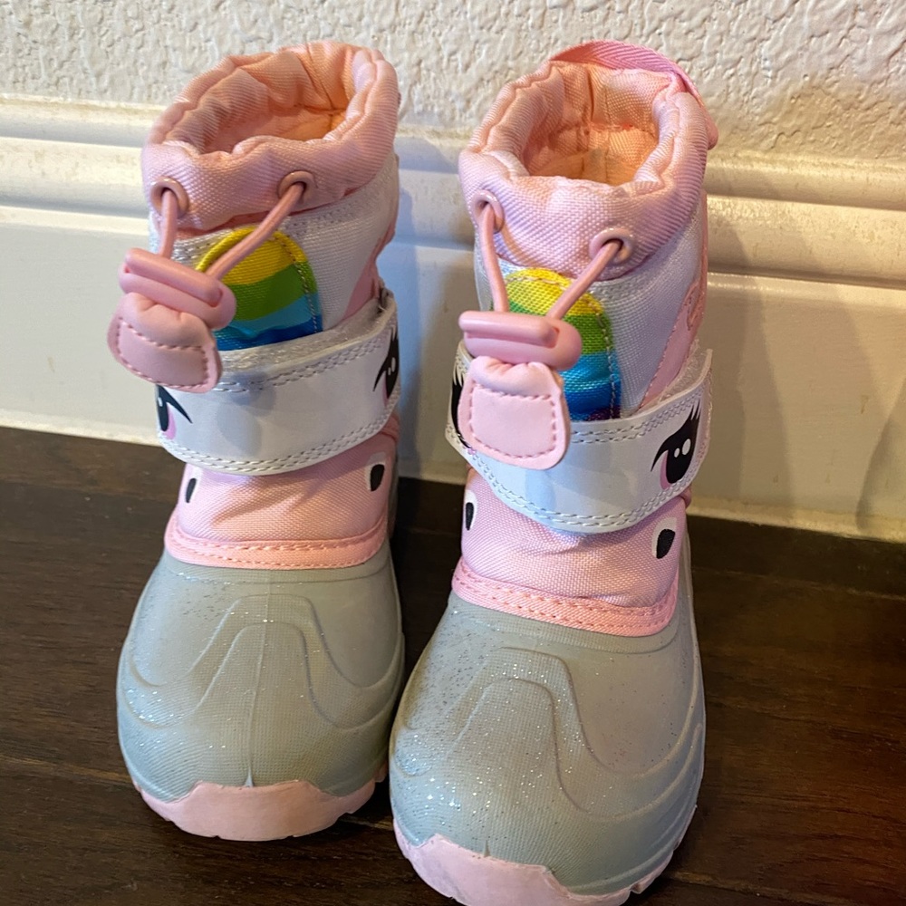 Unicorn Snow boots size 8 and Snow bib size 3T